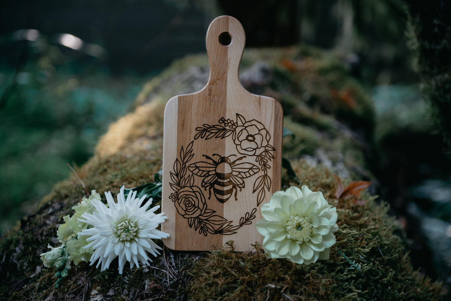 Floral Honey Bee Cutting Board Gift For Bee Keeper Gift For Her, Flower Honey Bee Serving Board Kitchen Décor Gift For Mothers Day