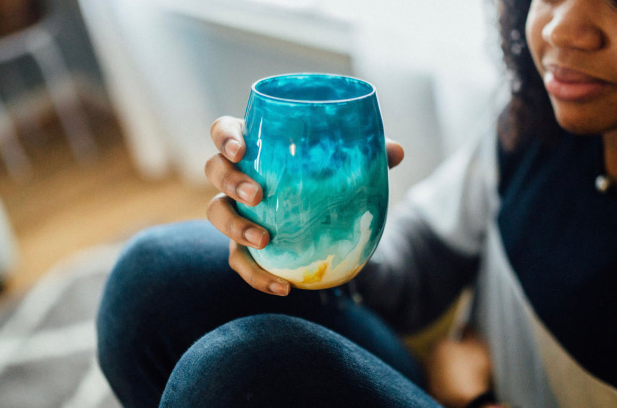 custom beach themed wine glass gift for her, Beach themed stemless wine glass