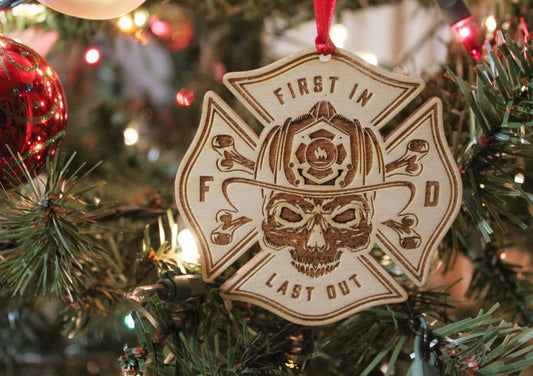 Fireman Skull Badge Christmas Ornament Gift For Him, Fire fighter First Responder First In Last Out Wooden Christmas Ornament