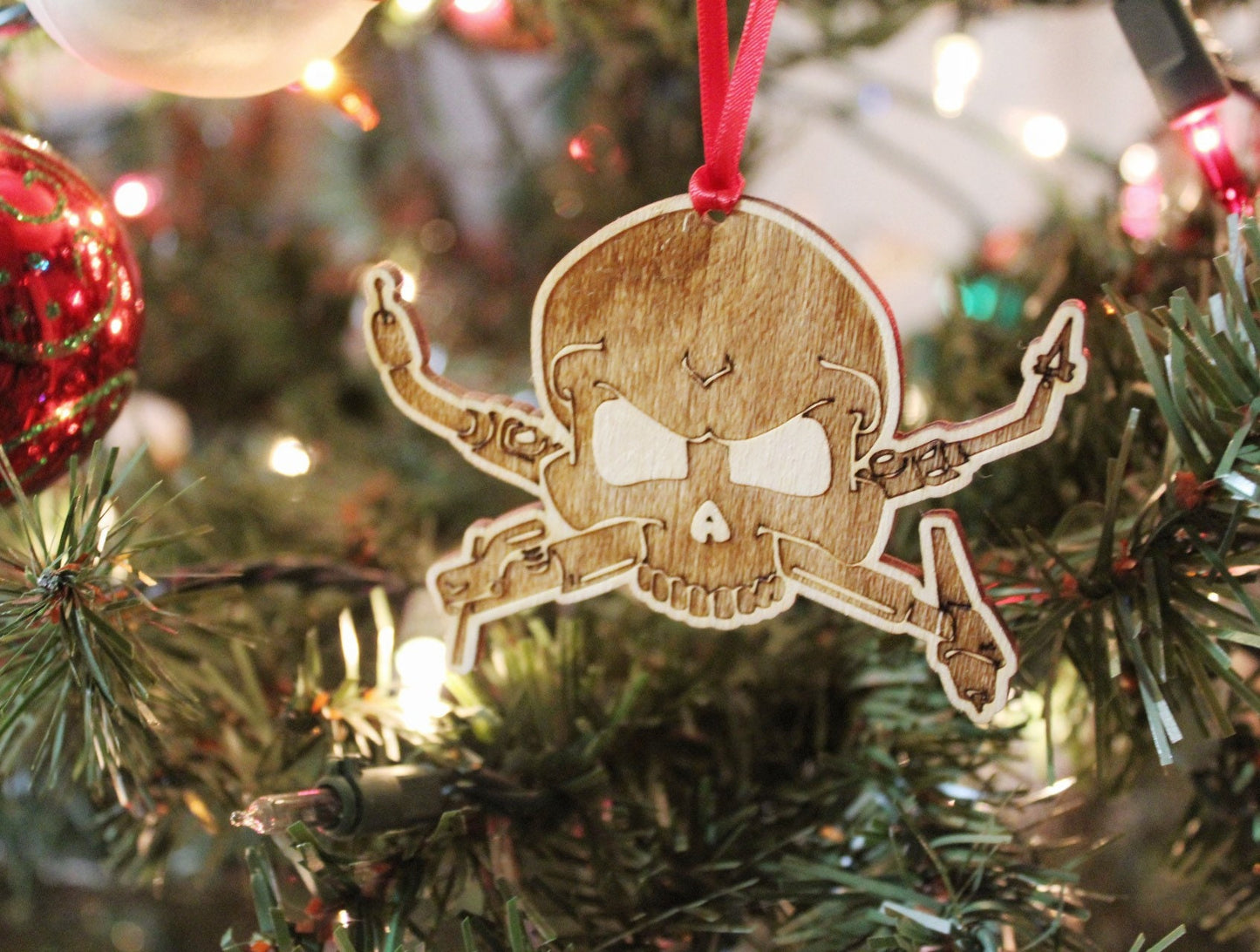 Welder Skull Christmas Ornament Gift For Him, Welders Skull Wooden Engraved Ornament Gift for Welder Dad