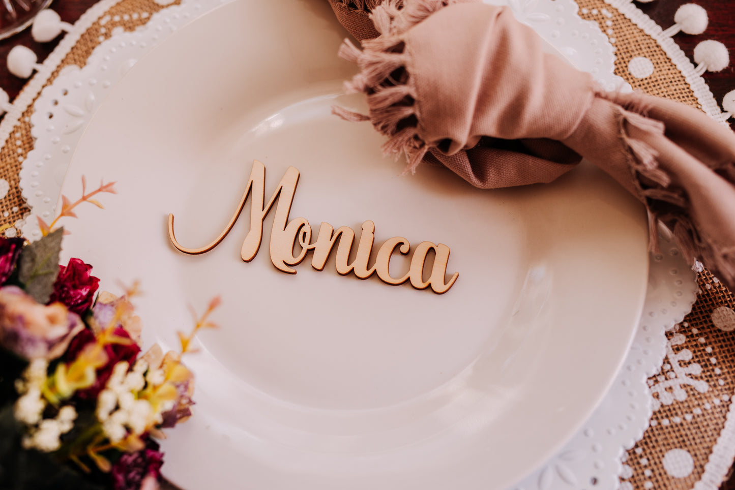 Custom Cursive Wedding Custom Name Place Cards, Personalized Wedding Party Wooden Laser Cut Name Plate Setting Guest Name Cutout