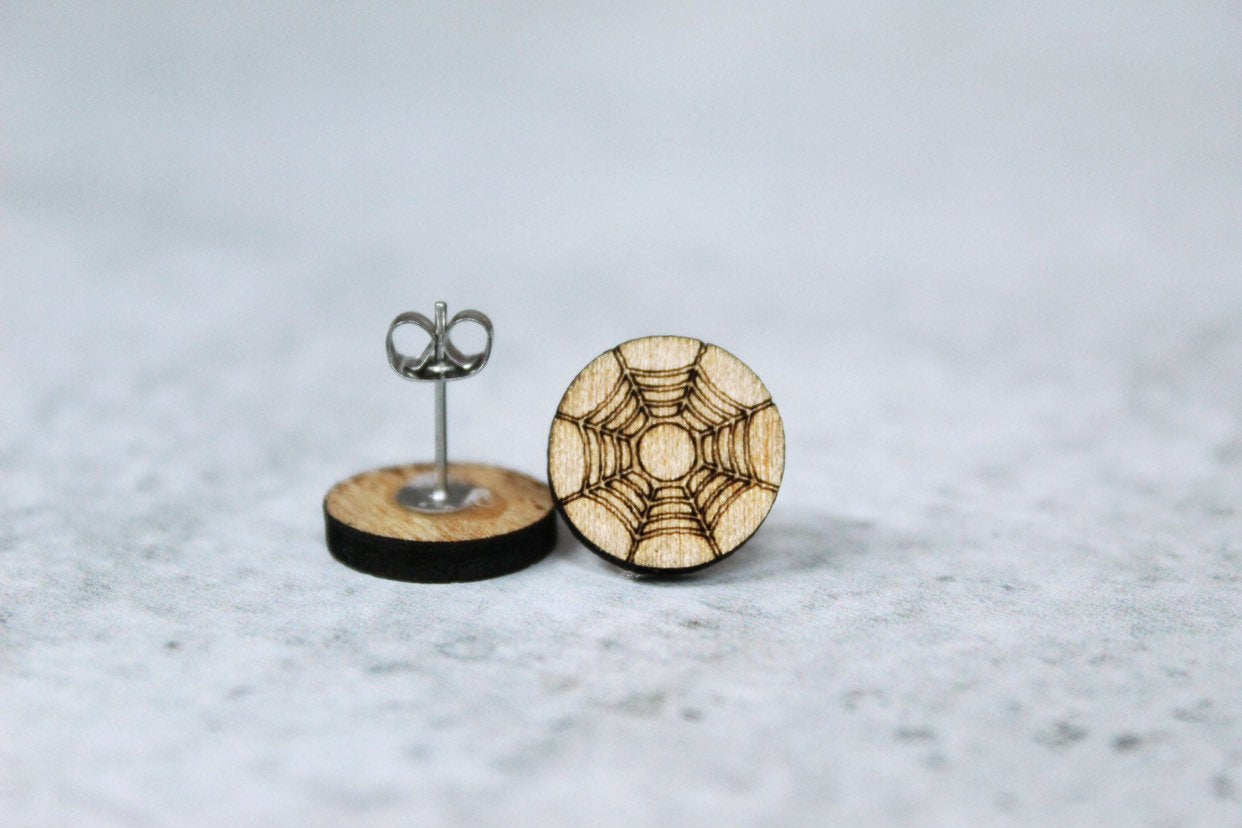 Cute Spider Web Halloween Wooden Stud Earrings, Spooky Natural Webbed Jewlery