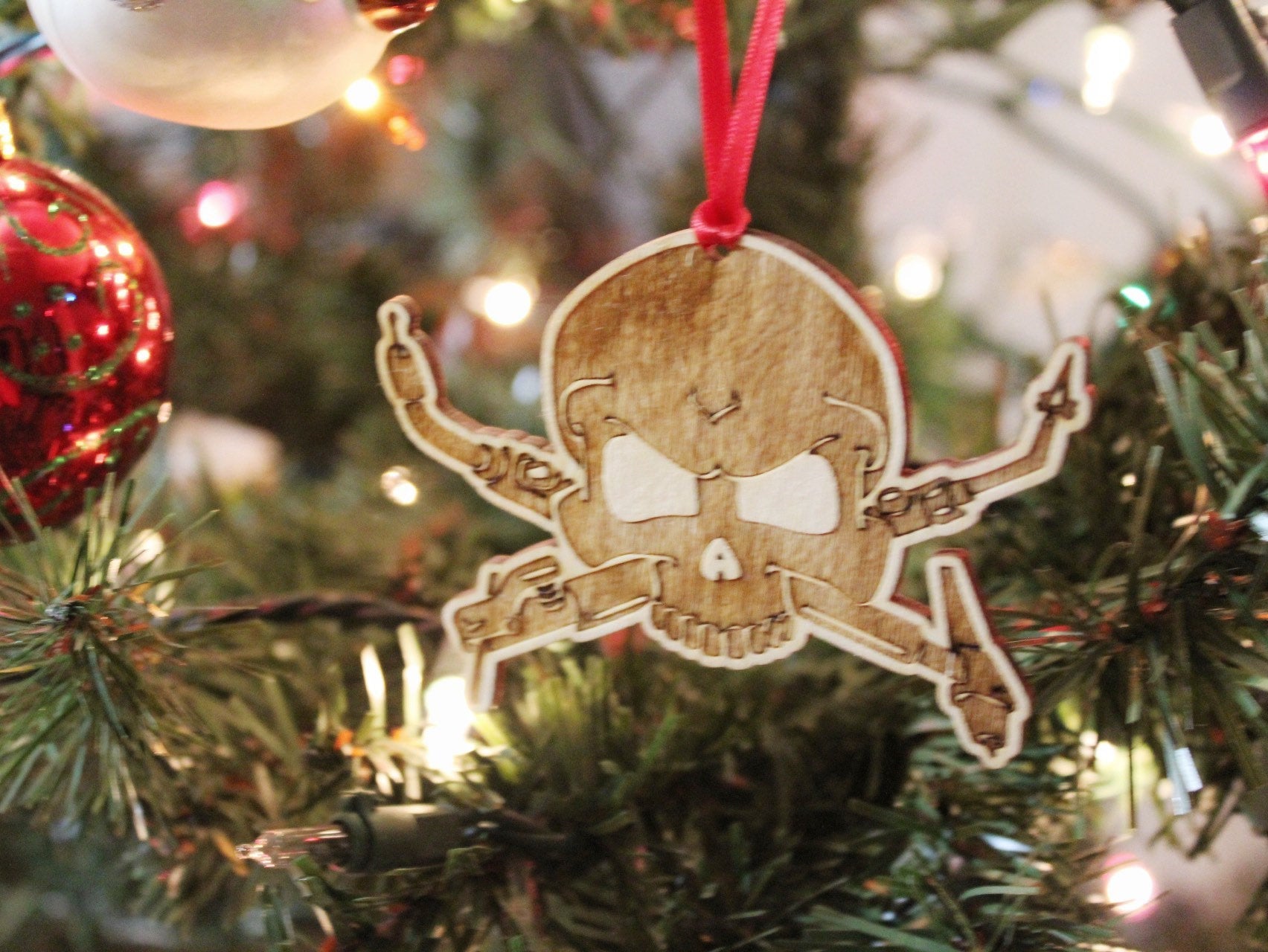 Welder Skull Christmas Ornament Gift For Him, Welders Skull Wooden Engraved Ornament Gift for Welder Dad