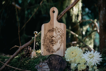 Floral Honey Bee Cutting Board Gift For Bee Keeper Gift For Her, Flower Honey Bee Serving Board Kitchen Décor Gift For Mothers Day
